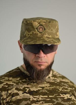 Кепка мабута пиксель с нашивкой трезубец