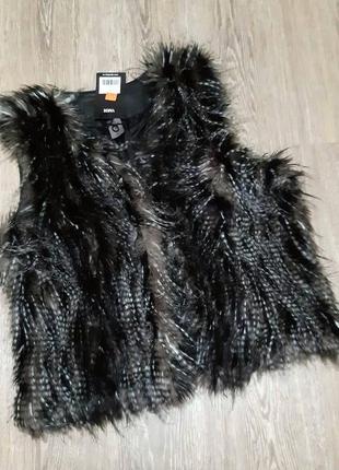 Жилетка меховая vero moda  eur xl