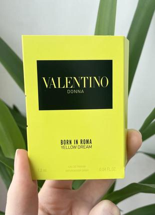 Valentino born in roma donna yellow dream парфумована вода1 фото