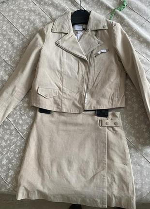 Замшова куртка mango