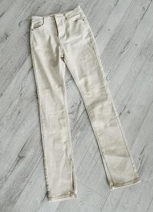 Джинсы брюки с разрезами бежевые скинни zara4 фото