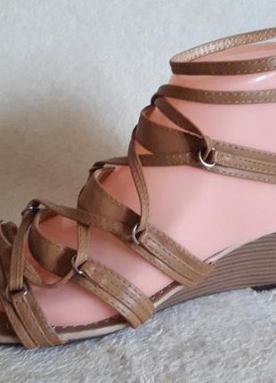 Босоніжки фірми top or