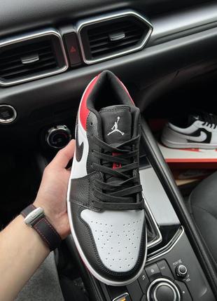 Чолові кросівки air jordan 1 low чорні з красним2 фото