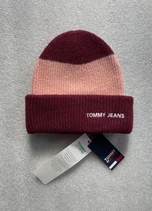 Новая зимняя шапка tommy hilfiger ( tommy colorblock beanie ) с америки4 фото
