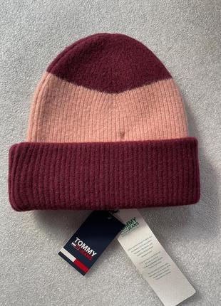 Новая зимняя шапка tommy hilfiger ( tommy colorblock beanie ) с америки8 фото