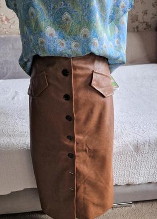 Женская коричневого  цвета юбка на пуговицах  экокожа hm5 фото