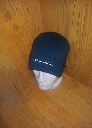 Шапка champion
