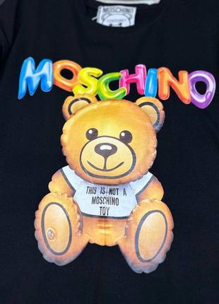 Футболка moschino