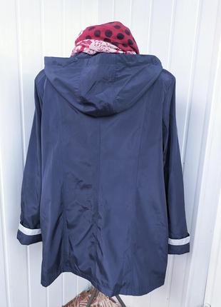 Легкая курточка-ветровка + шарф в подарок4 фото