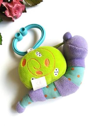 Вибрирующая игрушка-подвеска для малышей