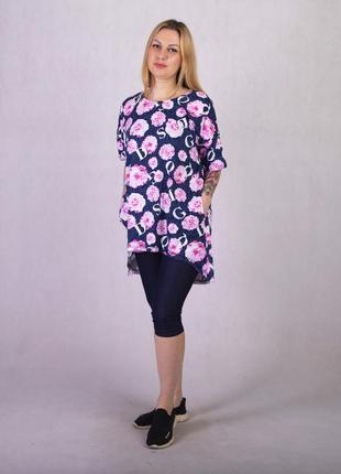 Туніка жіноча асиметрична літня трикотажна синя з квітами 48-60р.