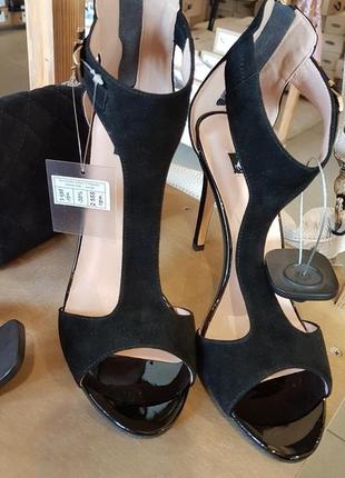 Супер босоножки замшевые l'carvari