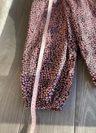 Цветочная рубашка цветочный принту укороченная объемные рукава модная стильная трендовая4 фото