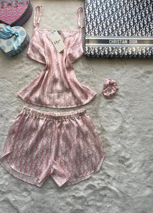 Рожева преміум якісна сатинова піжама майка і шорти