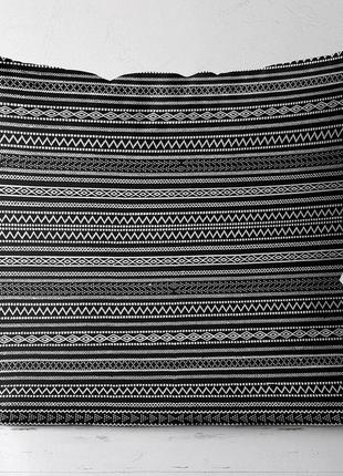 Подушка габардиновая c принтом черно-белый линейный орнамент 40x40 (4p_casa006)