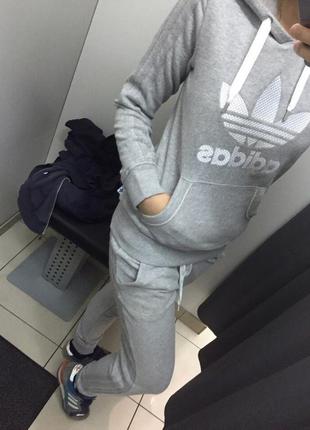 Новая кофта adidas оригинал2 фото