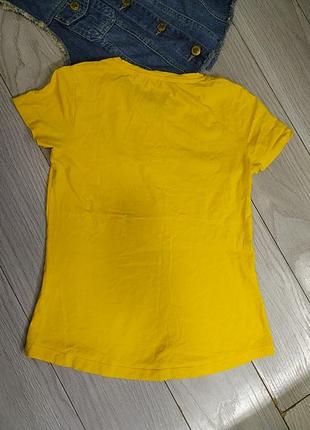 Отличная футболка на лето be happy желтого цвета3 фото