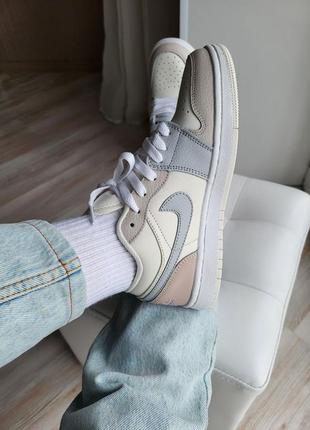 Nike air jordan beige gray2 фото