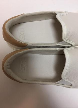 Кроссовки ugg, новые, кожа, оригинал, размер 39, на стопу 26 см.5 фото