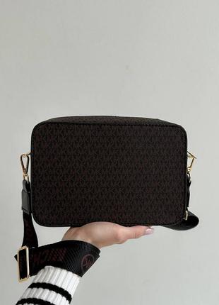 Сумка женская в стиле michael kors crossbody brown3 фото