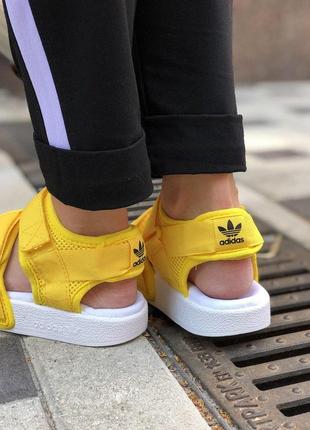Удобные женские сандалии adidas в желтом цвете (весна-лето-осень)😍5 фото