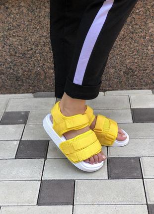 Удобные женские сандалии adidas в желтом цвете (весна-лето-осень)😍1 фото