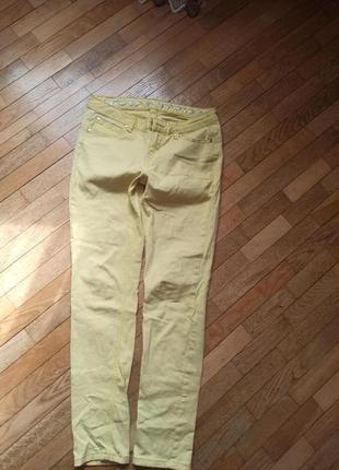 Джинси фірми hush puppies