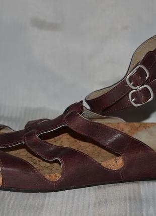 Босоножки сандали кожа ugg размери 41 42, оригінал босоніжки сандалі4 фото