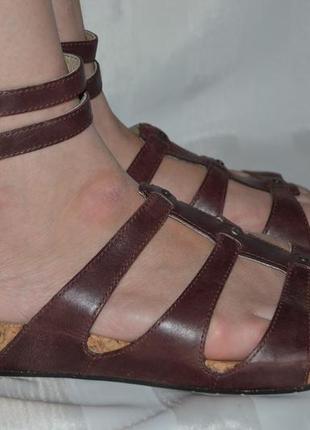 Босоніжки, сандалі шкіра ugg размери 41 42, оригінал босоніжки сандалі