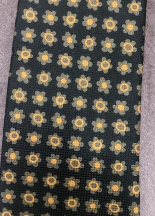 Краватка англія натуральний шовк, колір сірий із квітковим фрактальним принтом7 фото