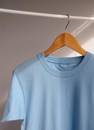 Качественная однотонная футболка, унисекс, небесный1 фото