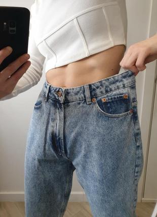 Универсальные базовые джинсы мом мам mom с высокой посадкой8 фото