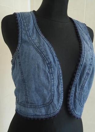 Жилетка двухсторонняя для девочек.