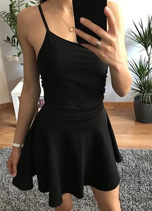 Спідниця чорна з трендової тканини спідниця quiz xs/s
