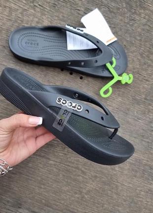 Шлепки на платформе crocs w9-39/40, оригинал  очень легкие1 фото