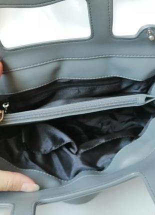 Стильна трендова дута стьобана сумка puffer puf екокожа високої якості є довгий ремінець колір тільк4 фото