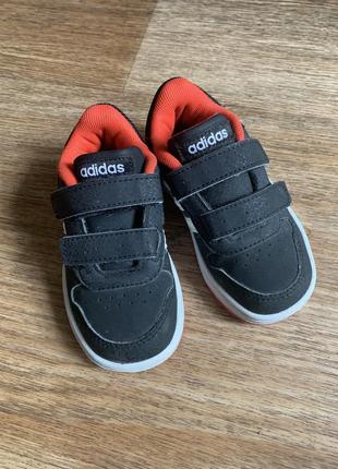 Кроссовки adidas р.242 фото