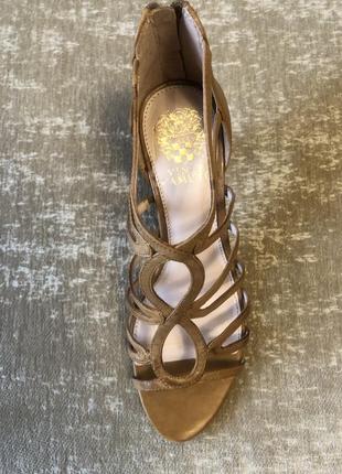Шкіряні босоніжки vince camuto2 фото