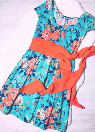 Платье с цветами2 фото