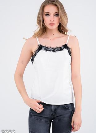 Нарядная женская блуза-топ в бельевом стиле, белая с черным кружевом, офисная, деловая, повседневная