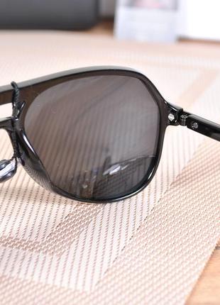 Фирменные солнцезащитные мужские очки matrix polarized mt83875 фото