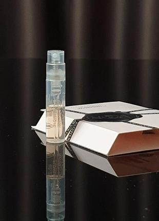 Оригінальний пробник victor & rolf flowerbomb eau de parfum_1,2ml10 фото