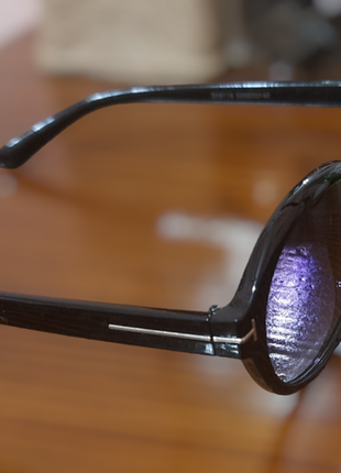 Жіночі сонцезахисні окуляри2 фото