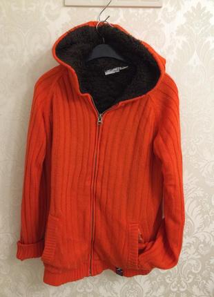Весенняя яркая оранжевая  куртка- бомбер с капюшоном