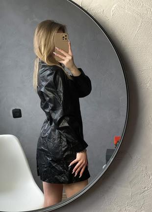 Zara платье под кожу кожаная черная мини зара6 фото