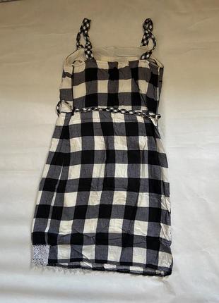 Сукня міді з поясом, в квадратний принт5 фото