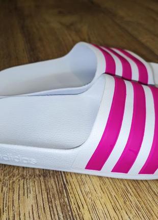 Шльопанці adidas 36 розмір