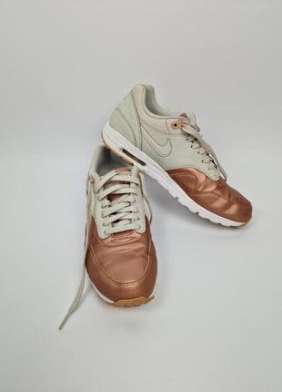 Nike air max 1 ultra essential