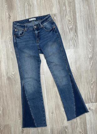 Джинси кльош