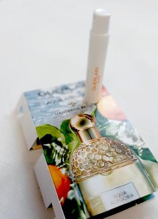 Guerlain aqua allegoria mandarine basilic💥оригінал мініатюра пробник mini spray 1 мл книжка6 фото